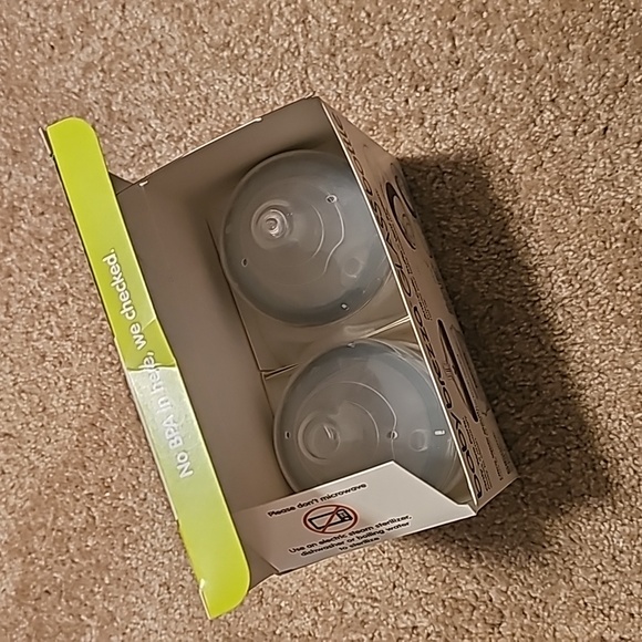 Baby Brezza anti-colic glass bottles with Dr.Brown Anti-Colic Bottle - Picture 2 of 4